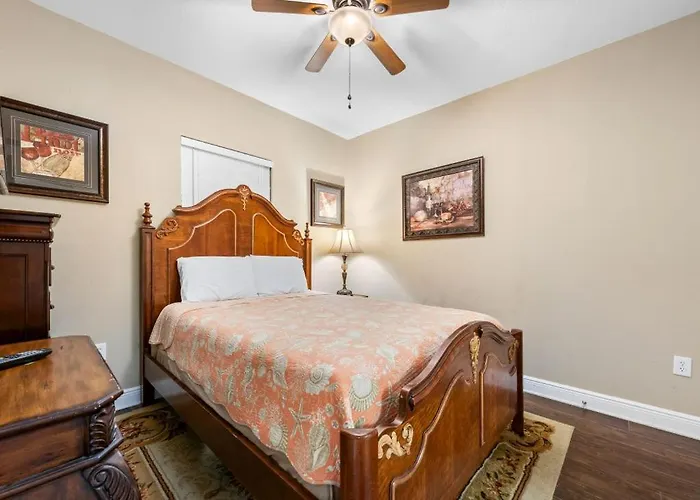 Crystal Tower 1205 By Youngs Suncoast